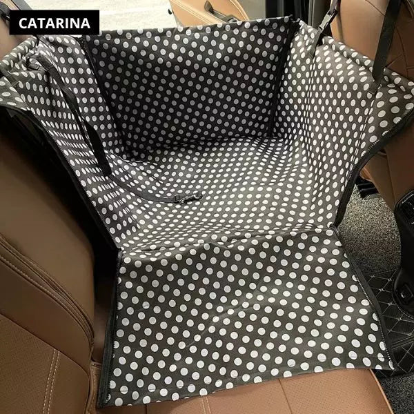 dog car seat catarina black with white dots